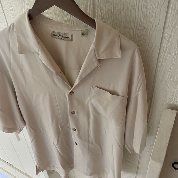 Tommy Bahama Men’s Cream 100% Silk Short Sleeve Button Down Shirt - Picture 4 of 6